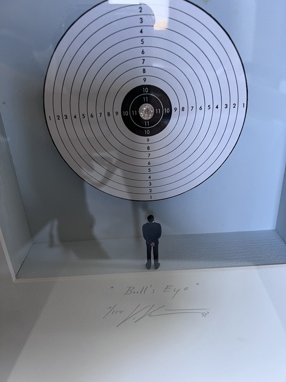 Image 1 of VOLKER KÜHN, „Bull’s Eye“.