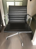 Vitra EA108 Drehstuhl