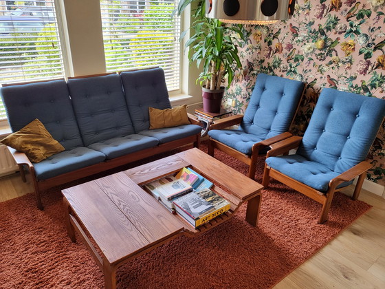 Image 1 of EMC Mobler Couch