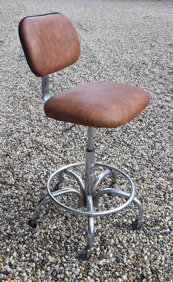 Image 1 of Werkstattstuhl Bürostuhl REFURBISHED