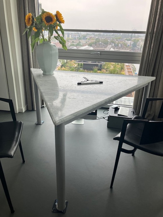 Image 1 of Santoso Tischdreieck aus Marmor