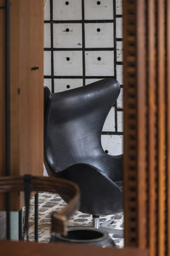 Image 1 of Früher "Egg"-Sessel, entworfen von Arne Jacobsen für Fritz Hansen, Dänemark 1958.