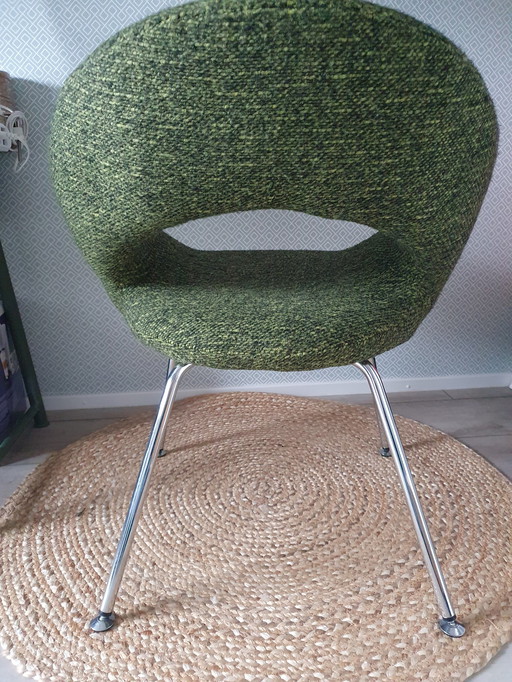 Artifort Stuhl Nina