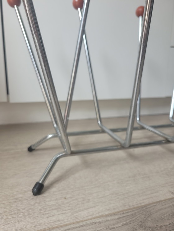 Image 1 of Vintage Ikea Sputnik Lesetablett / Zeitschriftenständer