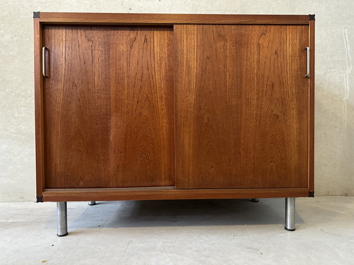 Aufbewahrungsschrank PasToe Modell OT04