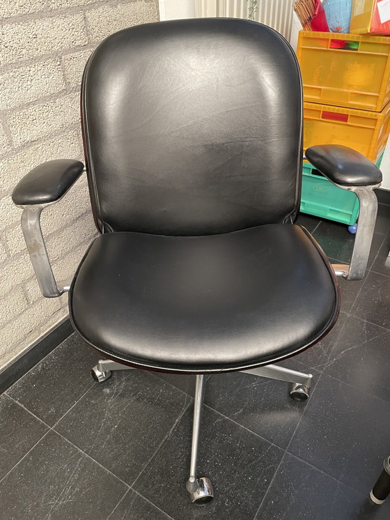 Image 1 of Set Bureau, Bureaustoelen En Kasten Ico Paris Für Mim Roma