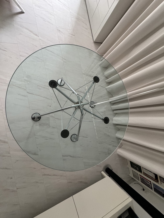 Image 1 of Tecno Nomos Esstisch