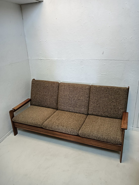 Image 1 of Vintage Design Sofa, sehr elegante Formen