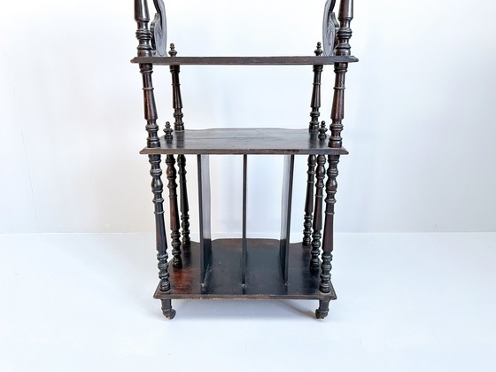 Image 1 of Vintage-Holz-Etagere auf Rollen, Notenständer, Dingsbums