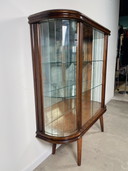 Art-Deco-Vitrine