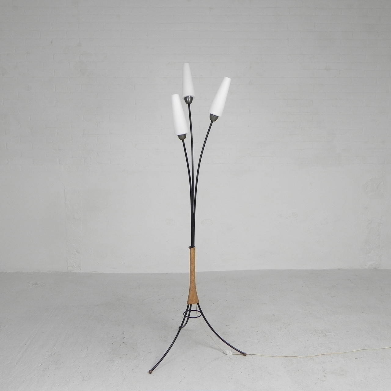 Stehende Koboldlampe mit 3 Glaskelchen