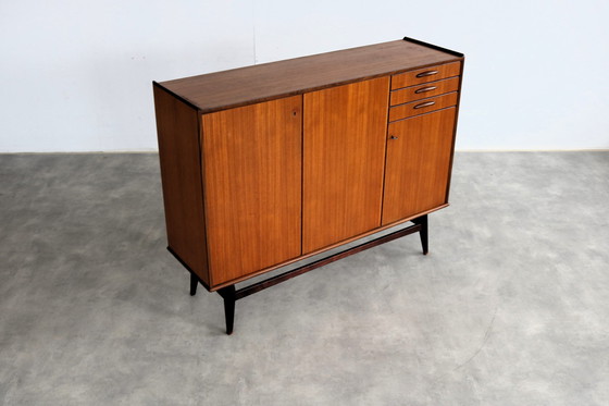 Image 1 of Schwedischer Vintage-Wandschrank