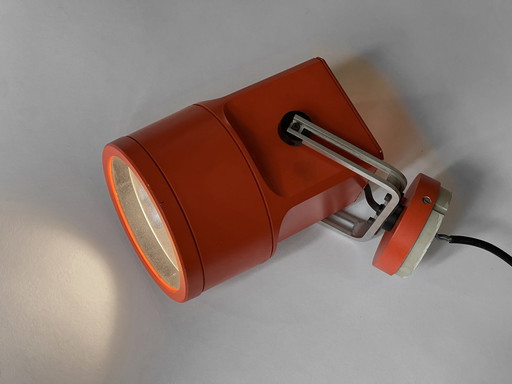 Orangefarbener Strahler "Unispot" von Bent Boysen für Louis Poulsen. Dänemark 1970S