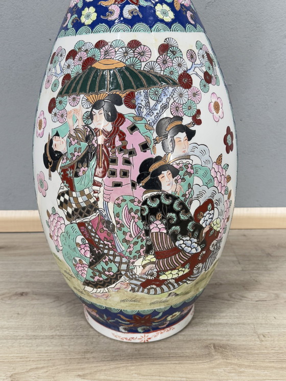 Image 1 of Beeindruckende große japanische Vase