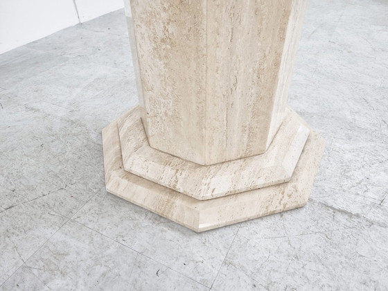 Image 1 of Achteckiger Esstisch aus italienischem Travertin der 1970er Jahre