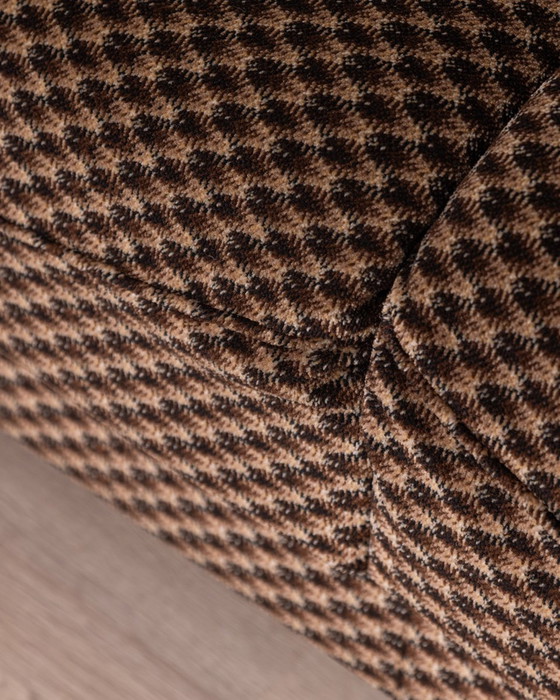 Image 1 of Wohnzimmersofa und ein Paar 70er-Jahre-Sessel mit italienischem Design-Stoff