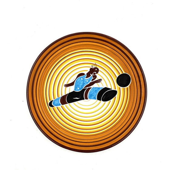 Image 1 of Futuristischer Teller "Fußballspieler" von Dante Baldelli für Fictilia, Italien 1971