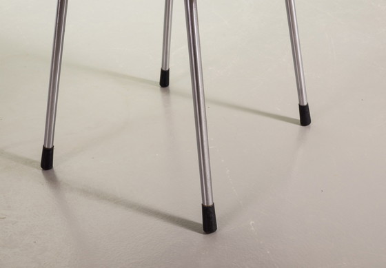 Image 1 of Dutch Design Gispen Schreibtisch/ Esszimmerstühle Modell 1262 von André Cordemeyer. Niederlande, 1960er Jahre. 