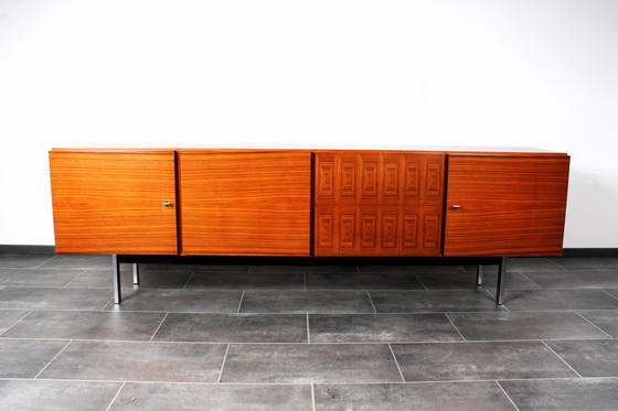 Image 1 of Außergewöhnliche Musterring-Credenza aus Palisanderholz