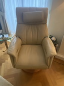 Prominenter Relaxsessel Göteborg mit Motor