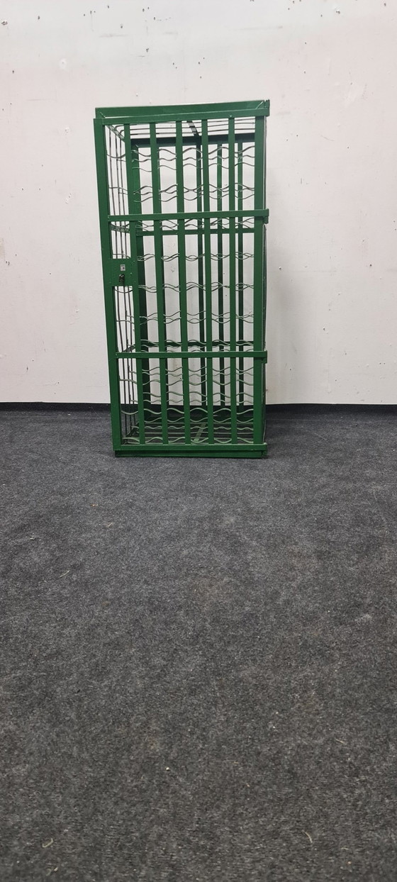 Image 1 of Ein Arnold Wein-Tresor