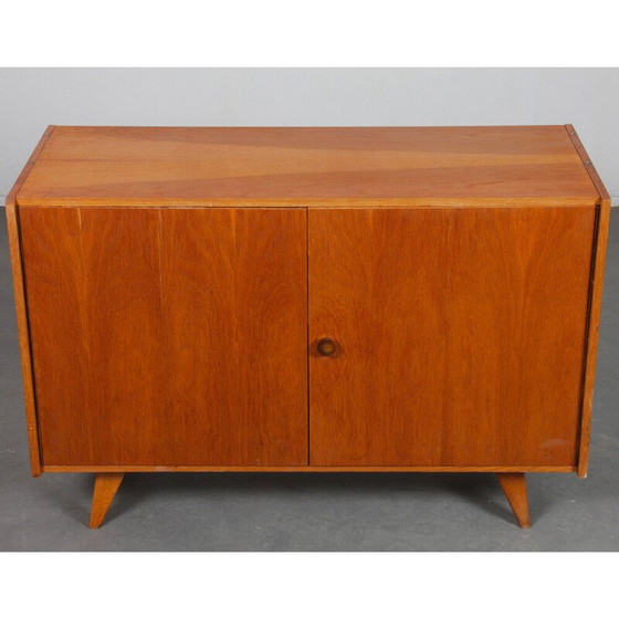 Image 1 of Vintage Kommode Modell U-450 in Eichenfurnier von Jiroutek für Interier Praha, Tschechoslowakei 1960