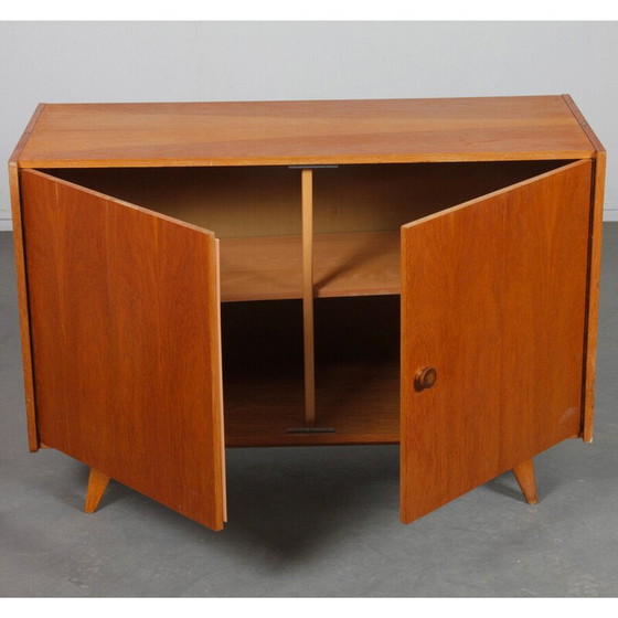 Image 1 of Vintage Kommode Modell U-450 in Eichenfurnier von Jiroutek für Interier Praha, Tschechoslowakei 1960