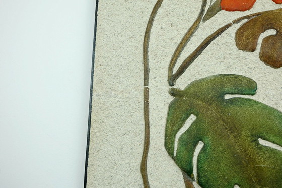 Image 1 of Kroesselbach Wandfliese aus Keramik und Gips aus der mid century mit floralem Dekor aus den 1950er Jahren 