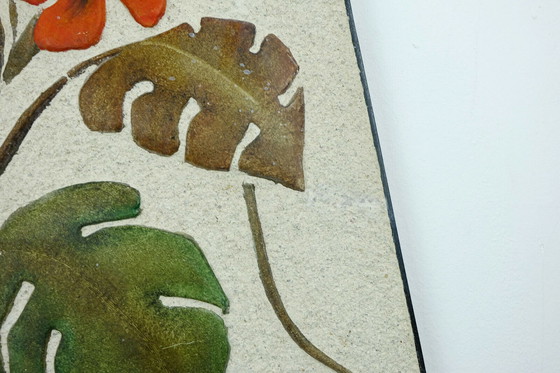 Image 1 of Kroesselbach Wandfliese aus Keramik und Gips aus der mid century mit floralem Dekor aus den 1950er Jahren 