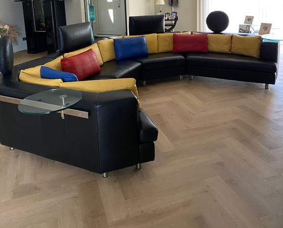 Image 1 of Rolf-Benz-Bank