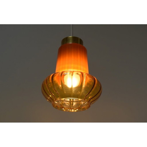 Mid Century Pendelleuchte aus Glas und Messing, Tschechoslowakei 1960er Jahre