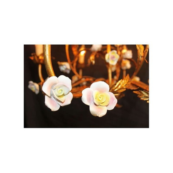 Image 1 of Vintage-Kronleuchter aus vergoldetem Metall mit Porzellanblumen, 1950