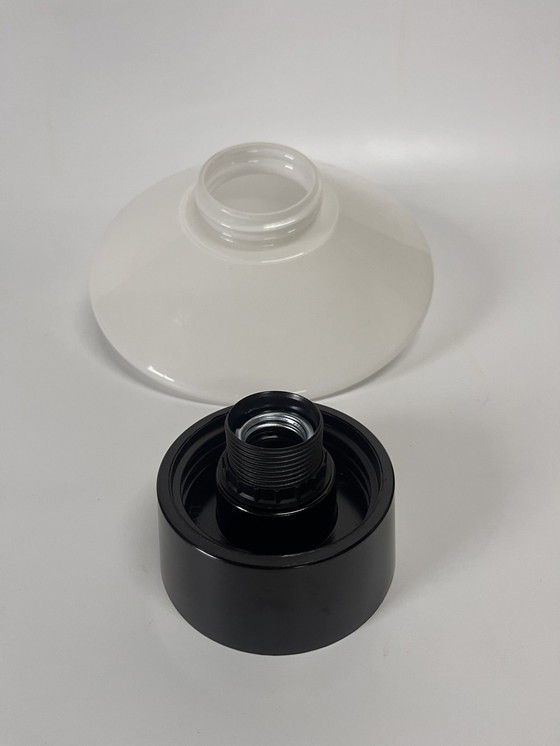 Image 1 of Raak Diskus Lampe Bakelit mit Opalglas Modell B1410