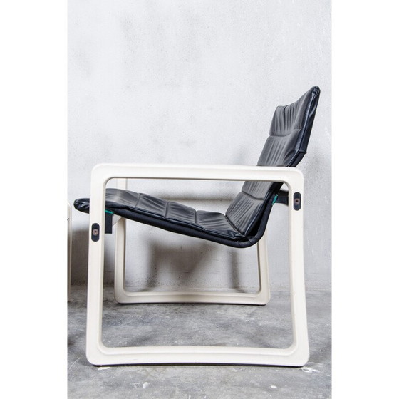 Image 1 of Couchtisch und Sessel von Kho Liang Li und Just Meijer für Kembo - 1970er