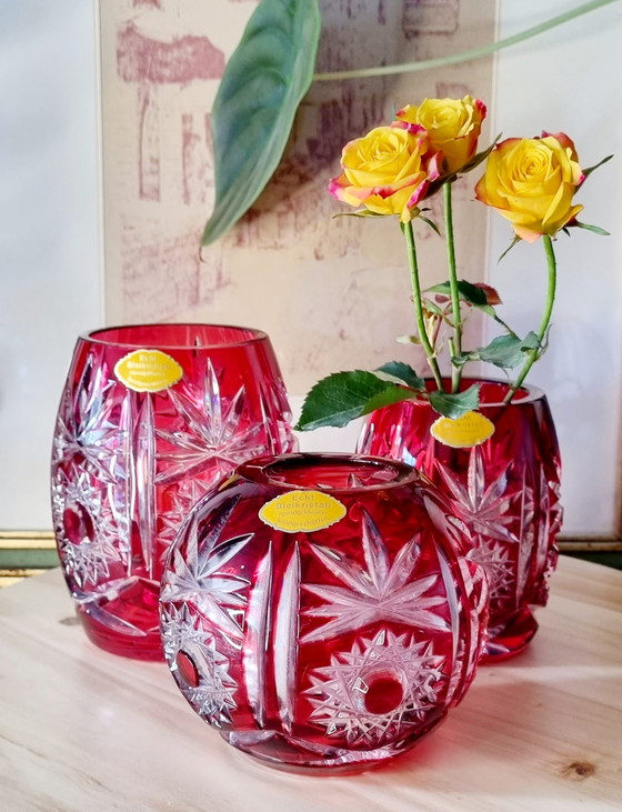 Image 1 of 3x Rote geschliffene Vintage-Glasvase