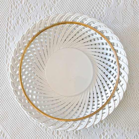 Image 1 of Riesige antike Schale, unterzeichnet Bassano, aus Majolika, geflochten, durchbrochen