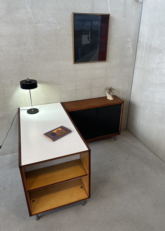 Image 1 of PasToe-Arbeitsecke