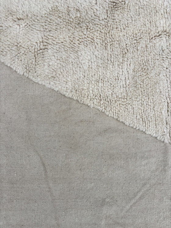 Image 1 of Handgewebter Beni M'Rirt Teppich - Minimalistisches Abstraktes Design (200X290 Cm)