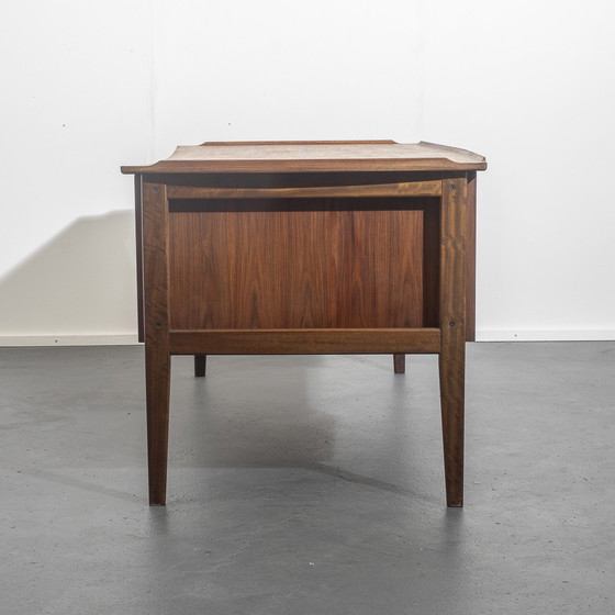 Image 1 of Teak Schreibtisch