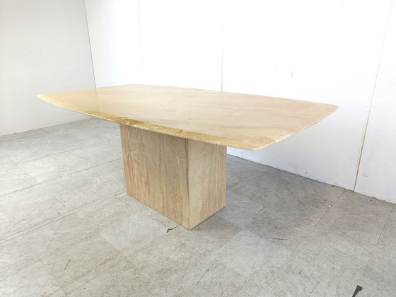 Image 1 of Vintage -Esstisch aus Travertin