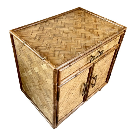 Image 1 of Vintage Schrank aus künstlichem Bambus und Rattan mit Fischgrätenmuster