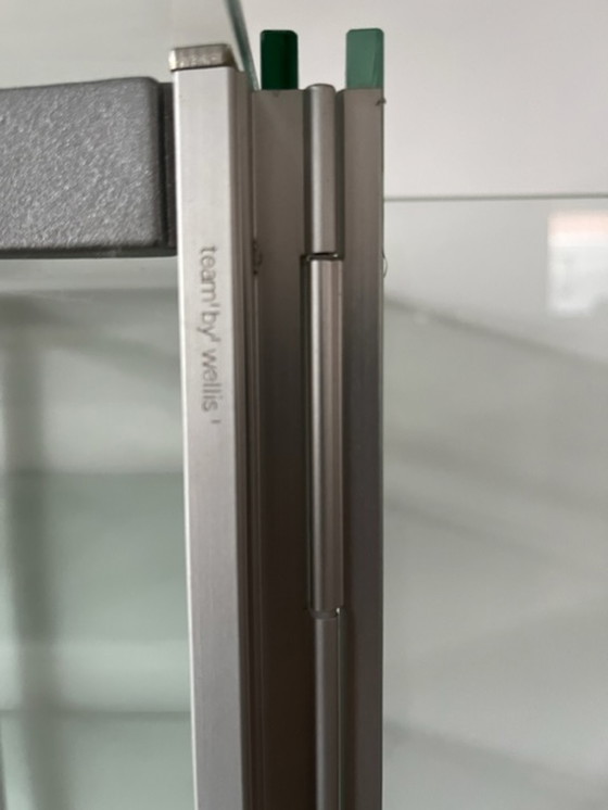 Image 1 of Team by Wellis Vitrine