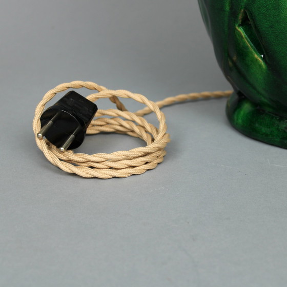 Image 1 of Pieter Groeneveldt (1889-1982) Grün glasierter Tischlampensockel mit cremefarbenem Schirm, ca. 1960 