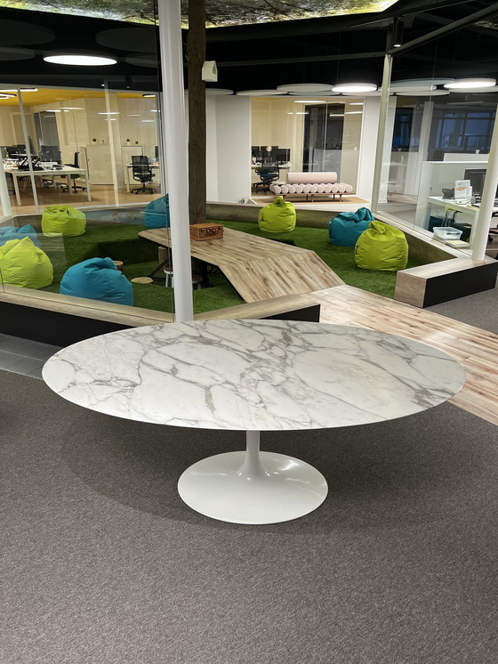 Image 1 of Knoll Saarinen Tulip Esstisch