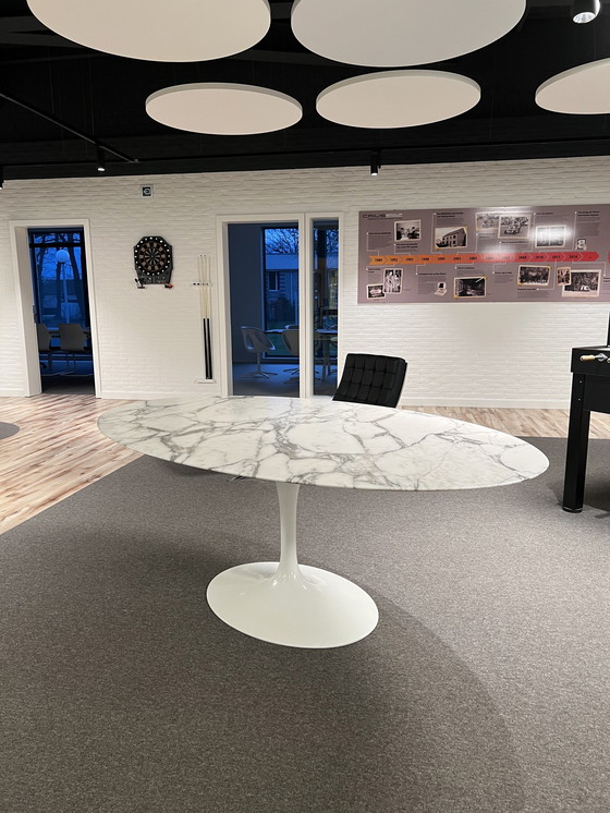 Image 1 of Knoll Saarinen Tulip Esstisch