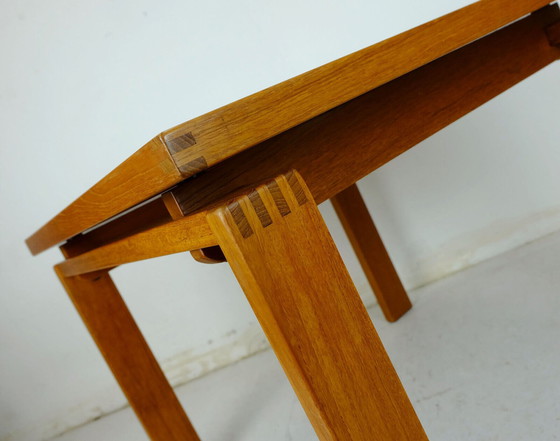 Image 1 of Dänischer moderner Couchtisch, Beistelltisch aus Teakholz, Trioh, hergestellt in Dänemark in den 1970er Jahren