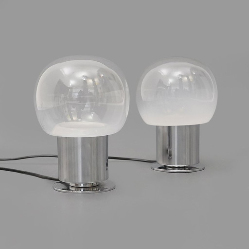 Paar Tischlampen aus Glas und verchromtem Metall, 1970er Jahre
