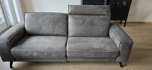 Fast neues Sofa mit Ruhebereich