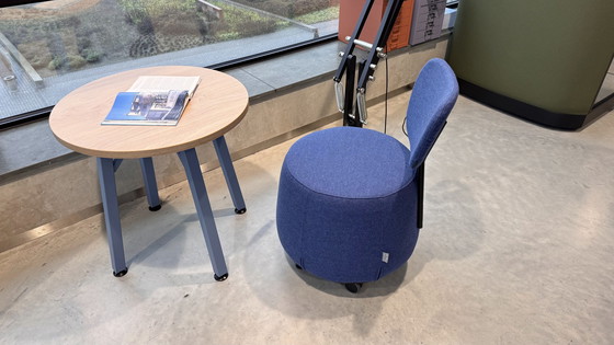 Image 1 of Frenchy Ottoman - Stilvoller Komfort auf Rädern