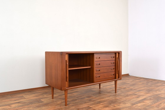 Image 1 of Mid Century Dänisches Teakholz Sideboard von Dyrlund, 1960er Jahre.